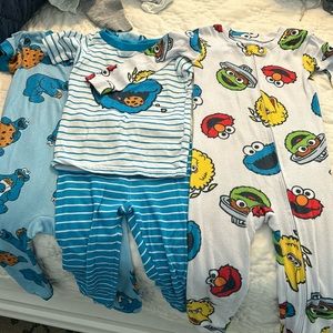 Set of 3 Sesame Street pjs